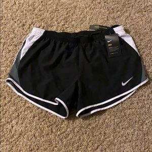 NWT Nike Dri-Fit Running Shorts Size L